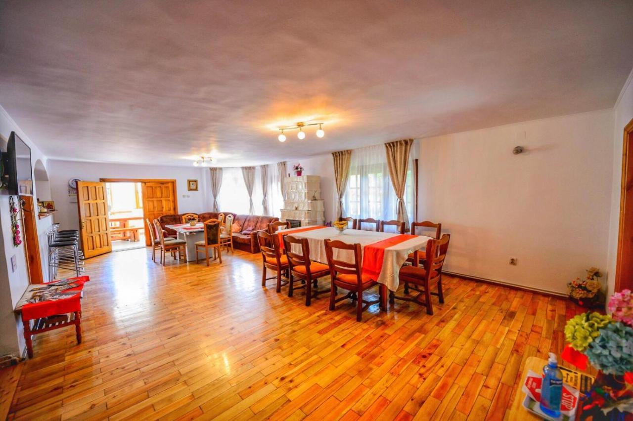 Amandra Chalet Sinaia Bagian luar foto