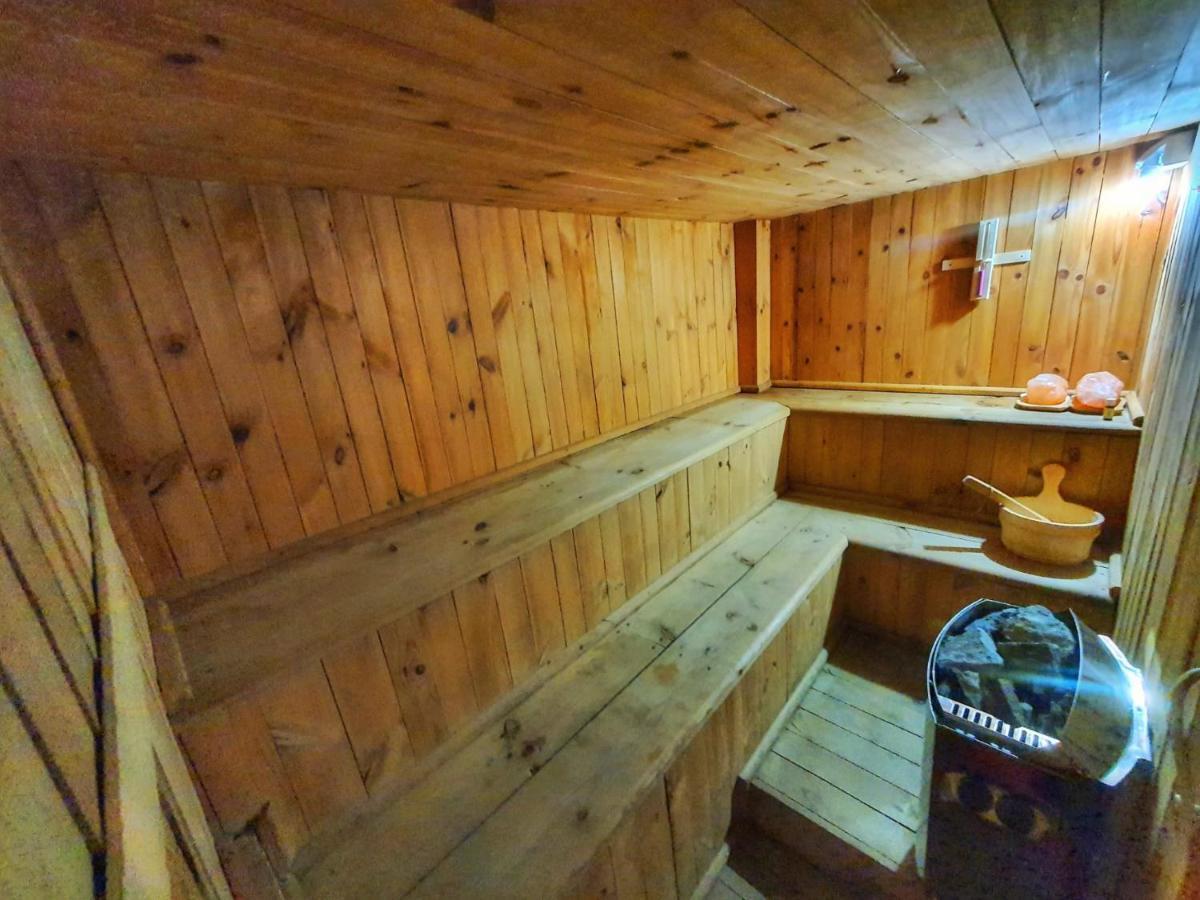 Amandra Chalet Sinaia Bagian luar foto